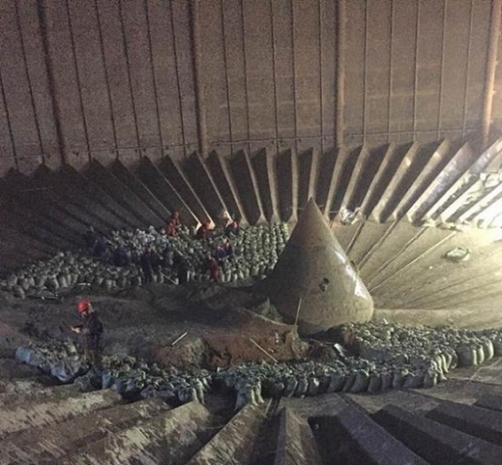 密山水泥庫清庫公司:安全環(huán)保并進(jìn),打造行業(yè)新標(biāo)桿