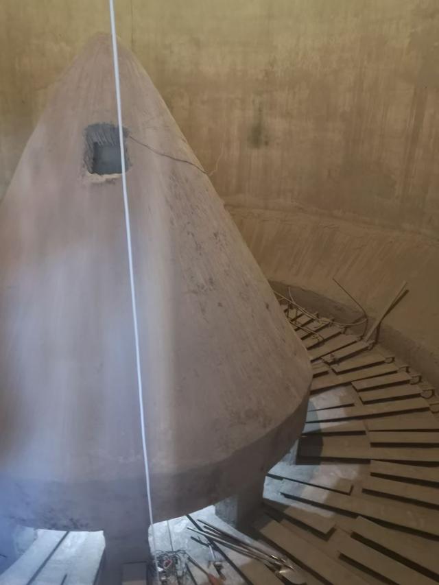 寧夏清理水泥庫:確保生產(chǎn)安全與效率的關(guān)鍵步驟