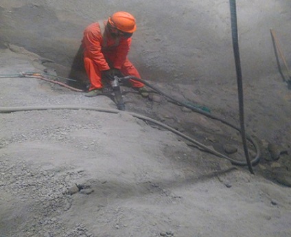 洛陽(yáng)粉煤灰?guī)烨鍘?kù)公司:科技與創(chuàng)新并行,環(huán)保與安全并重